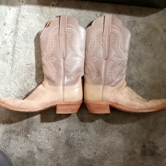 Lucchese tan /brown woman's cowgirl boots size 10 - Picture 2 of 2